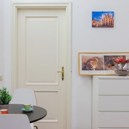 Sanzio City Escape - 15Min From Duomo Apartment Milan Bagian luar foto