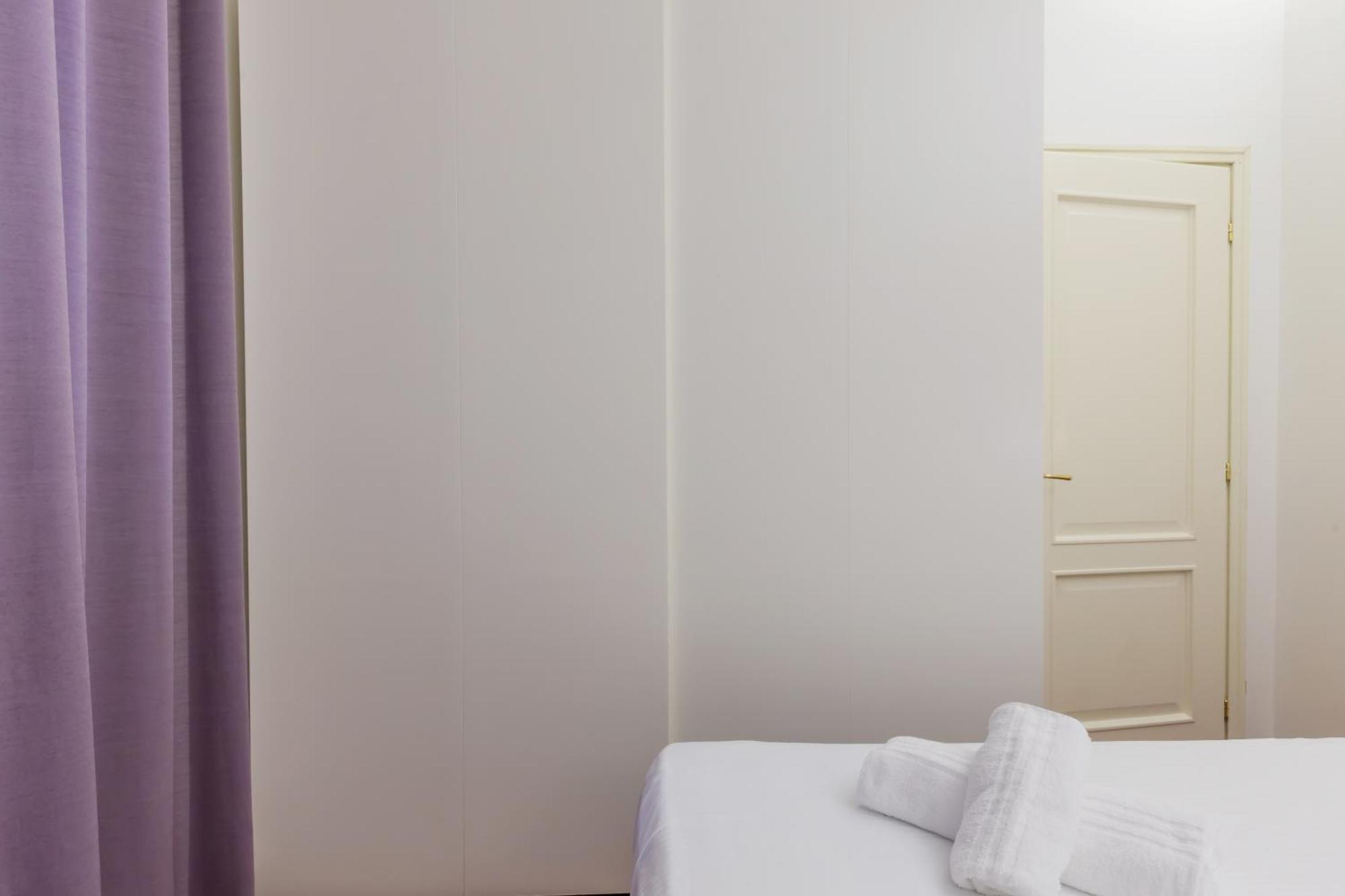 Sanzio City Escape - 15Min From Duomo Apartment Milan Bagian luar foto